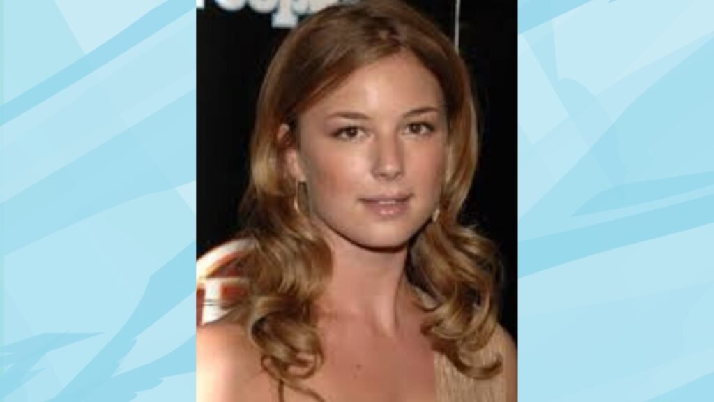 Emily VanCamp Height