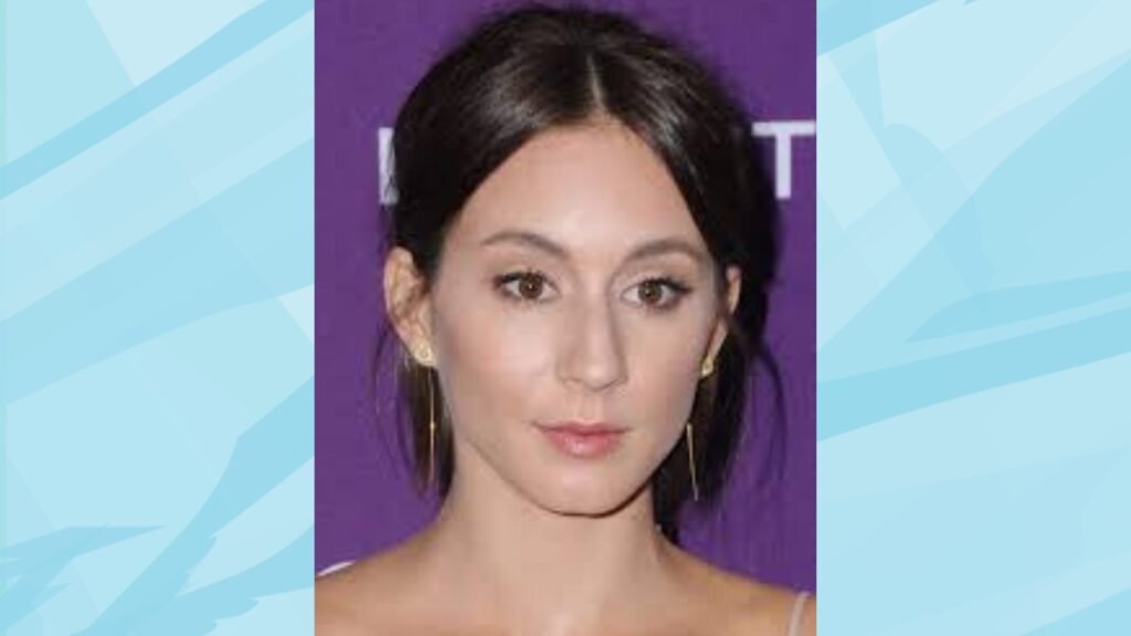 Troian Bellisario Height